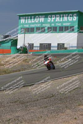 media/Apr-20-2025-AHRMA (Sun) [[393a79c373]]/Race/Group 4/Turn 4b/